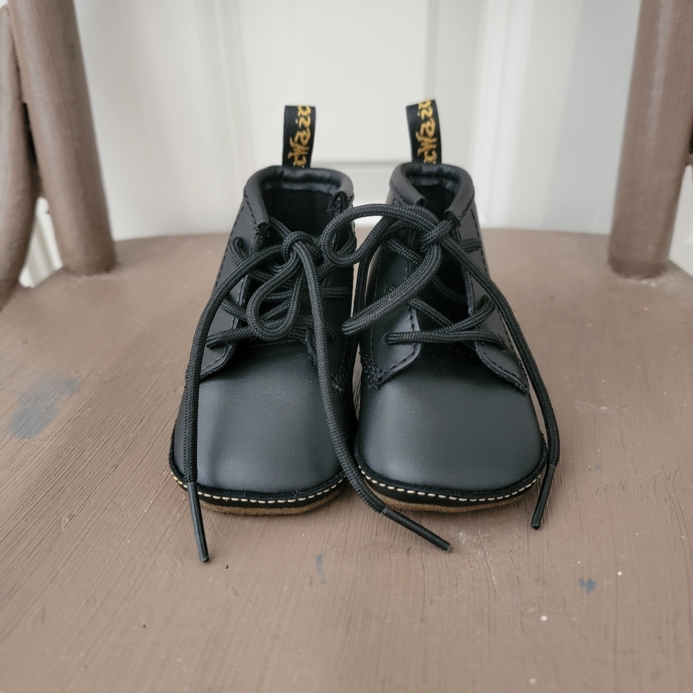 DOC MARTEN CRIB SHOES NWOT